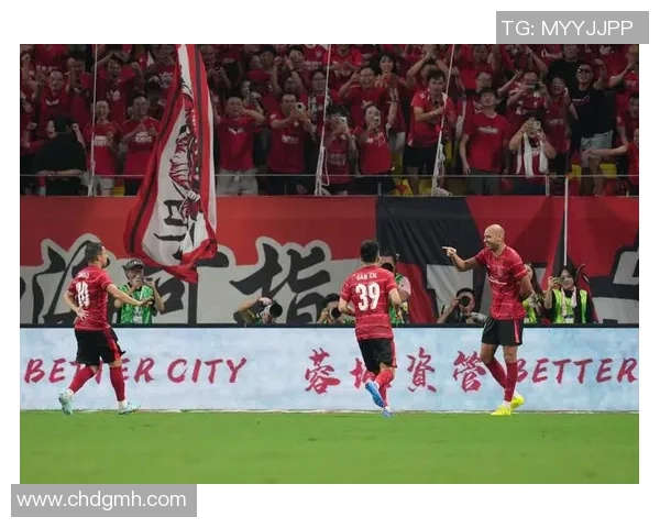 成都足球队意识表现全面解析大满贯点评展现球队潜力与不足